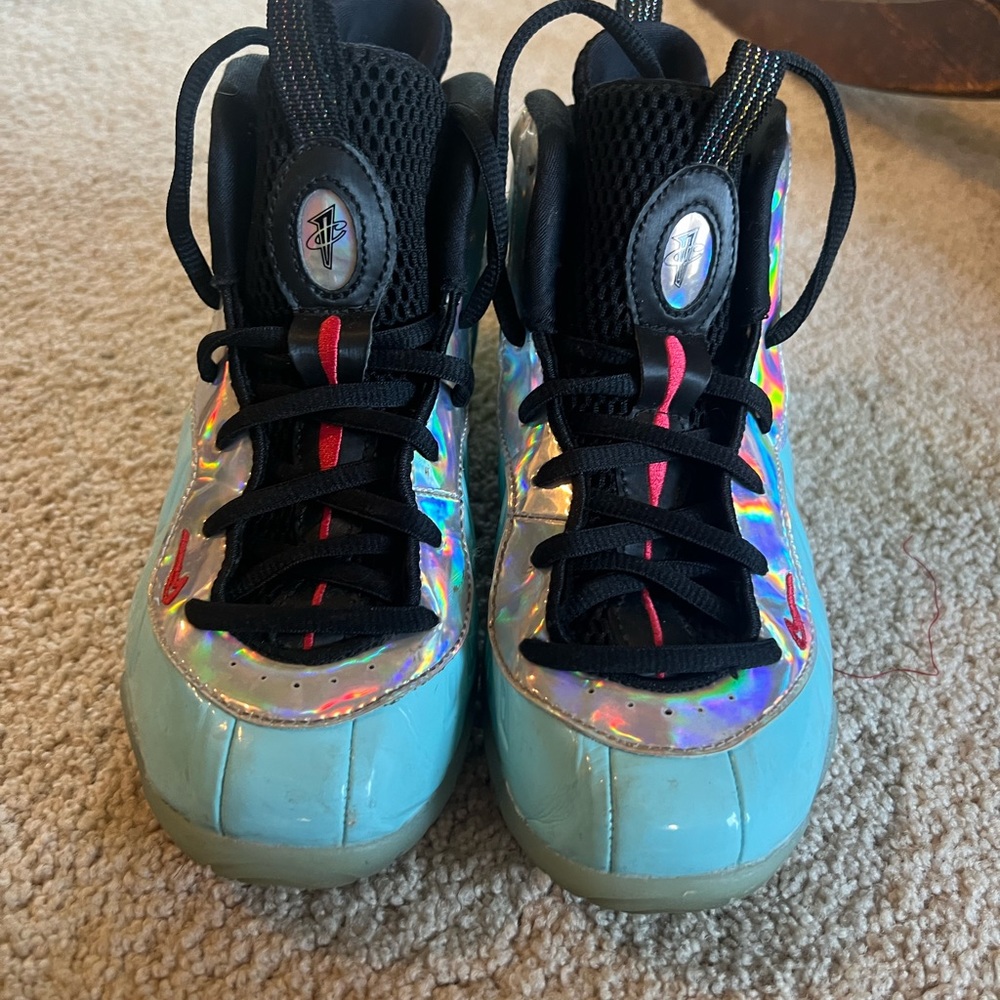 Nike boys shoes size 3